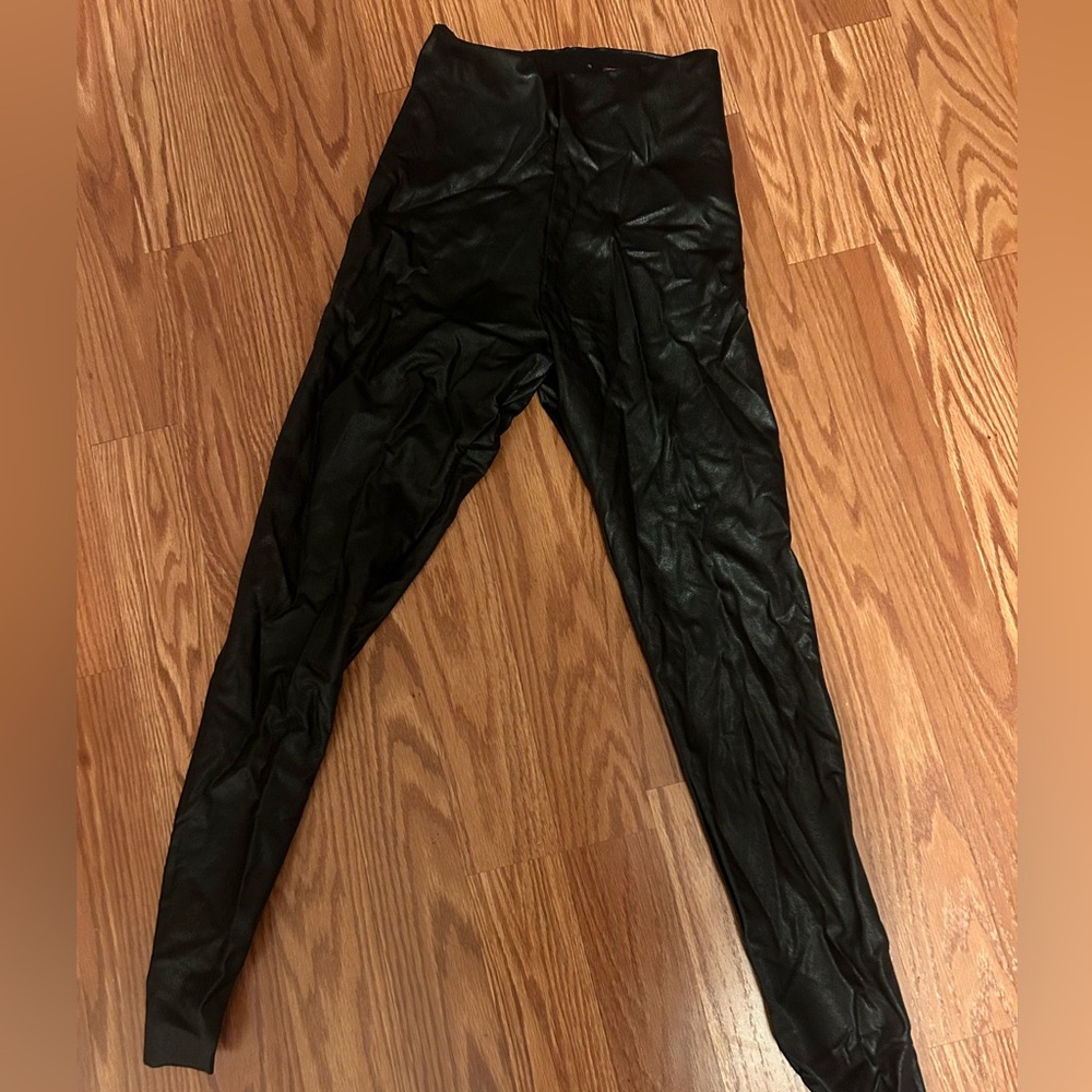 Faux leather leggings